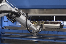 Intelligente Faltroboterlösung