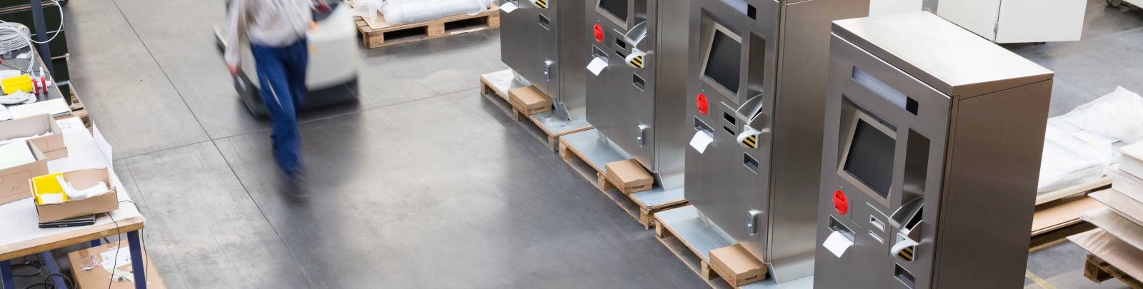 Fertigung eines Ticketautomaten durch ein Subunternehmen